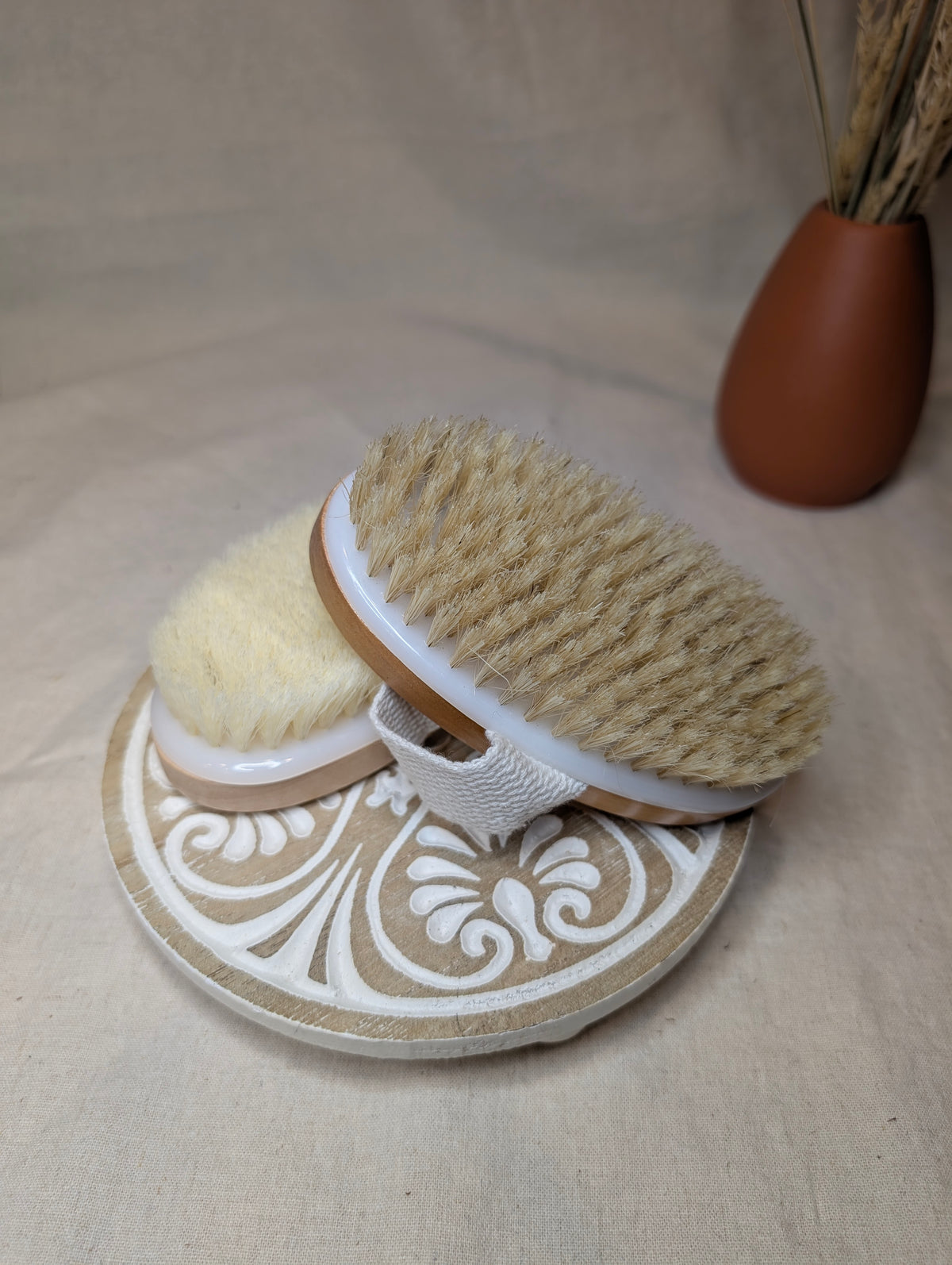 Natural Wood Dry Brush